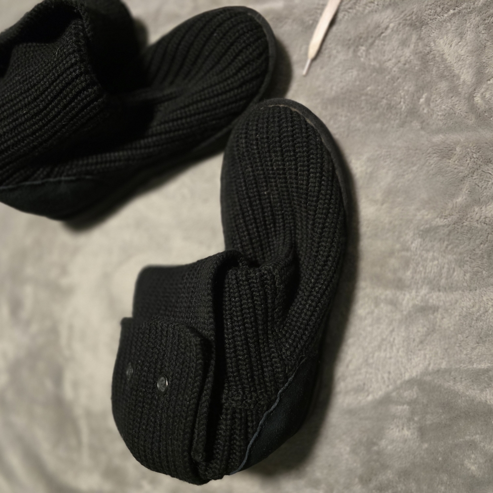 Cozy Black Knit Slippers